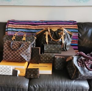 100 % athlet Louis Vuitton bag and wallet for sale